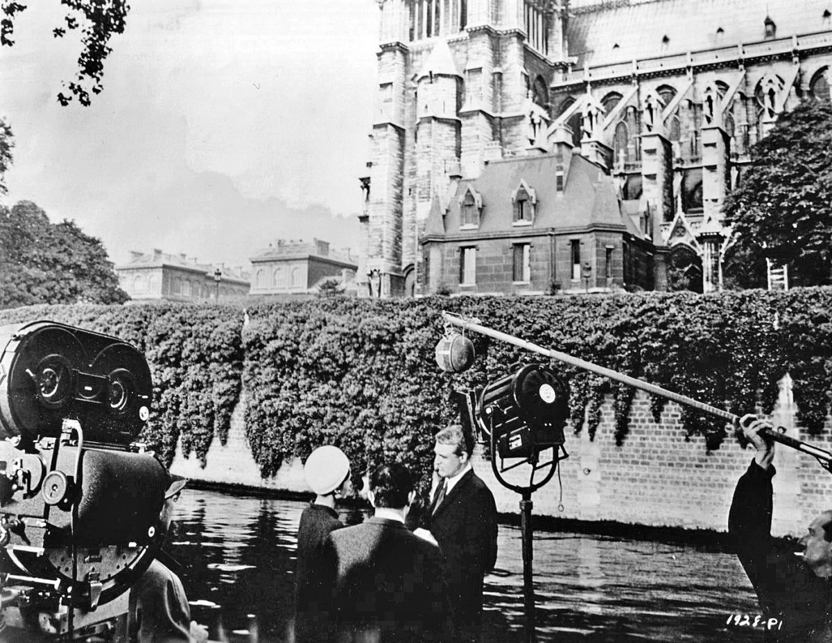 Filming in Paris with Notre Dame Cathedral as Hepburn and Grant’s co-star.